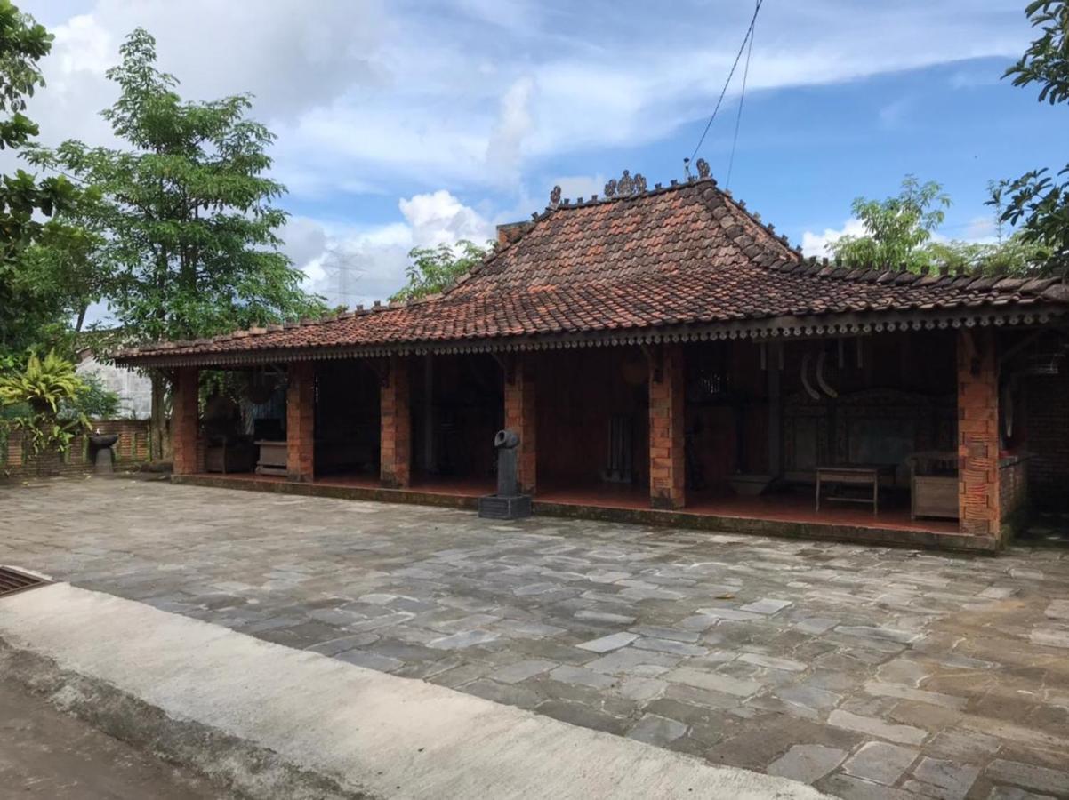Legiyem Homestay Yogyakarta Eksteriør bilde